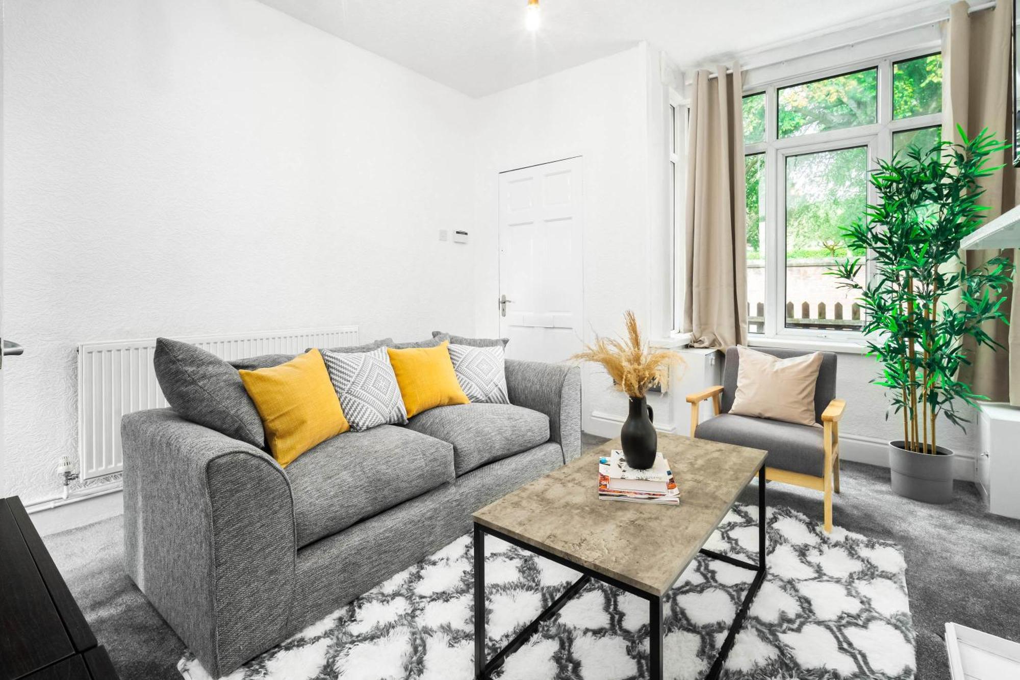Stylish 3 Bedroom House - 6 Guests - Garden - Parking - Netflix - Wifi - 17M Birmingham Exteriér fotografie